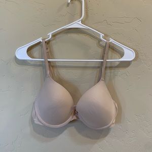 Victoria’s Secret PINK T-Shirt Bra